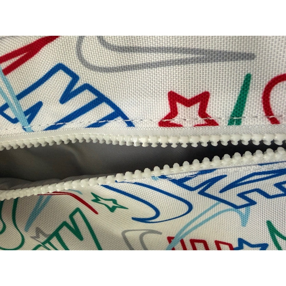 Nike Hard Shell Lunch Box White Multi Swoosh Logo Star Print 4L 9A2929-W4H NEW - Picture 7 of 13